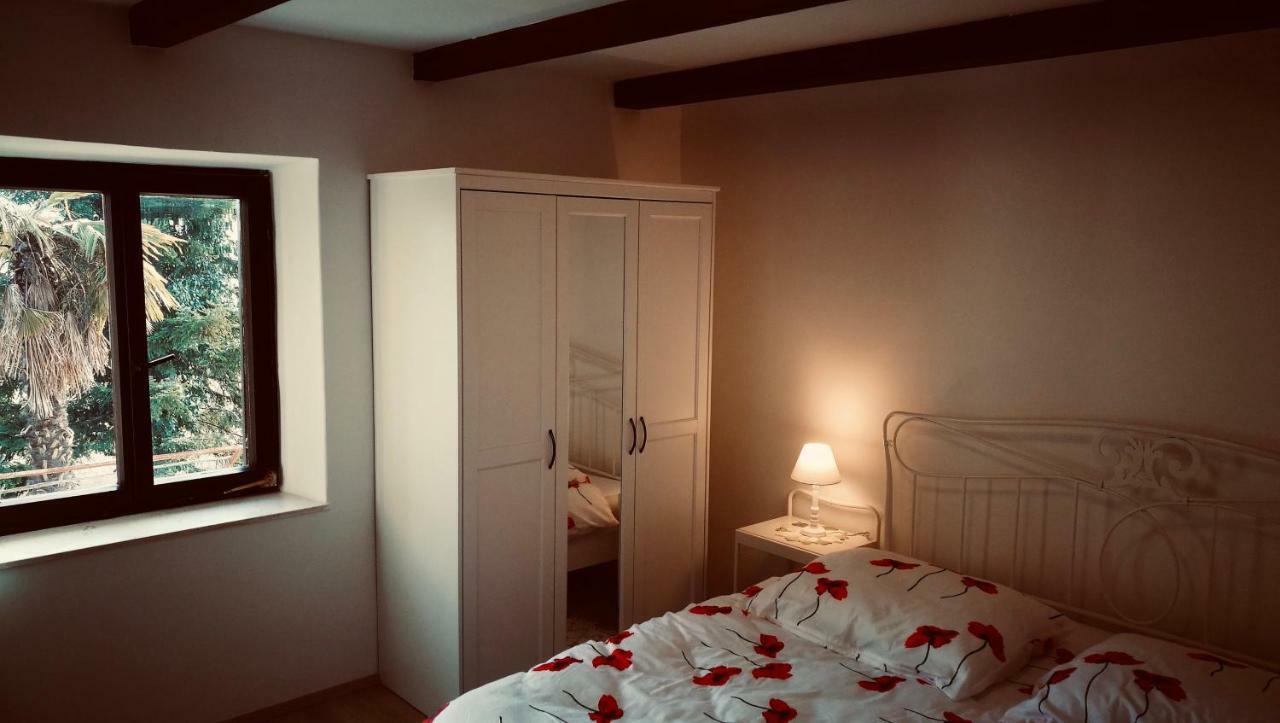 Вилла Quiet Getaway House Сечовле Экстерьер фото